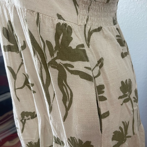 White Closet Elements Maxi Dress with Olive Floral Print - Picture 7 of 12